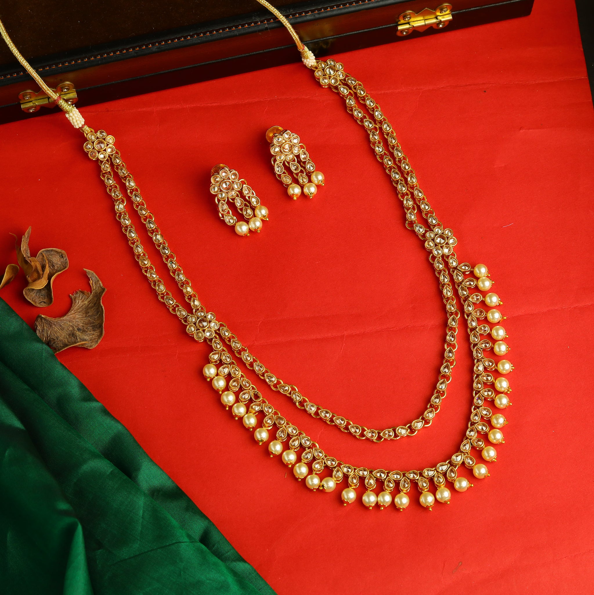 Gold Look Necklace Set 3757-36025