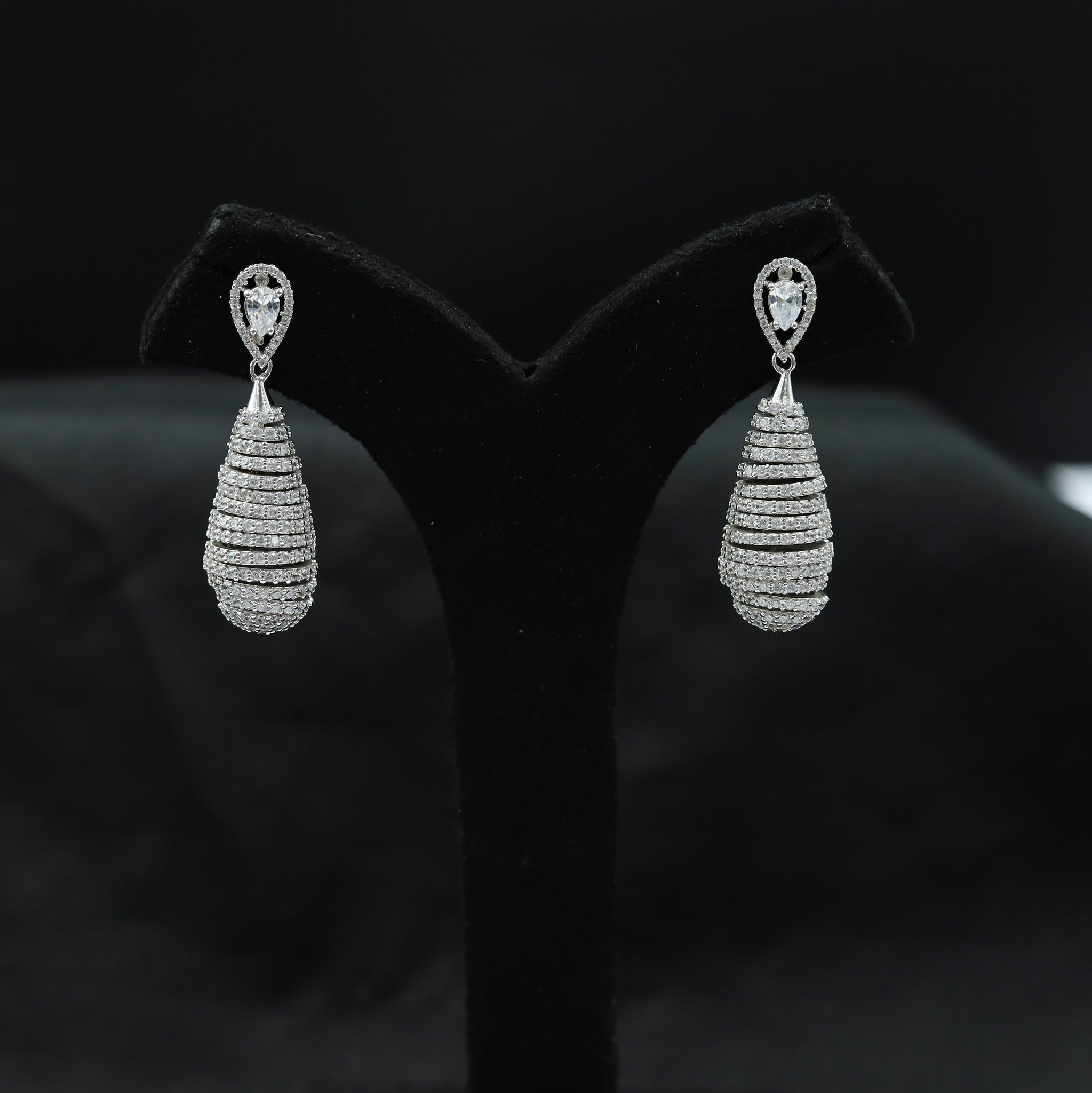 White Zircon/AD Earring 5628-9693