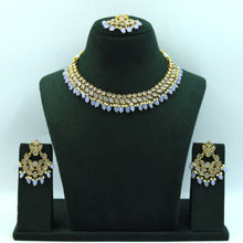 Round Neck Antique Necklace Set 7190-33