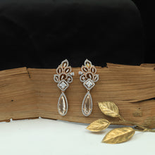 White Zircon/AD Earring 9138-3589