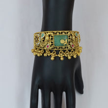 Antique Gold Finish Bangles/Kada 21448-94