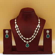 Round Neck Kundan Necklace Set 16479-68