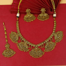 Round Neck Antique Necklace Set 18443-28