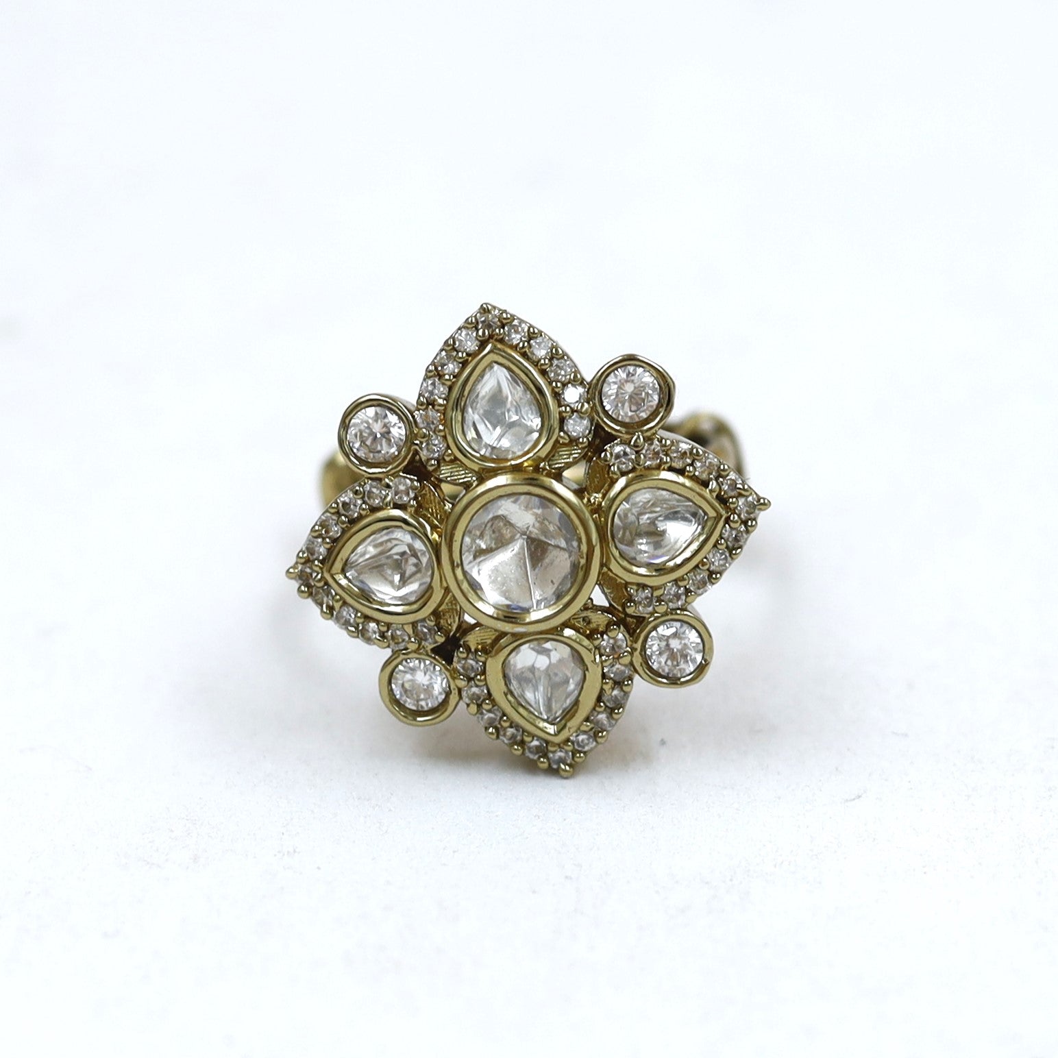 Kundan Ring 18835-28
