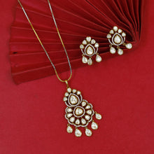 Moissanite Kundan Pendant Set 18181-68