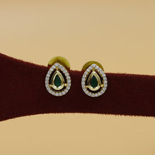 Light Kundan Pendant Set 18063-69