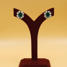 Medium Kundan Pendant Set 18090-69