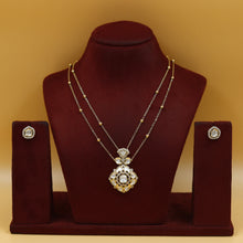 Light Kundan Pendant Set 17667-21