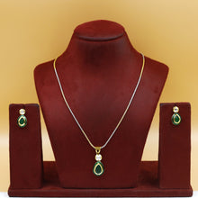 Light Kundan Pendant Set 18516-28