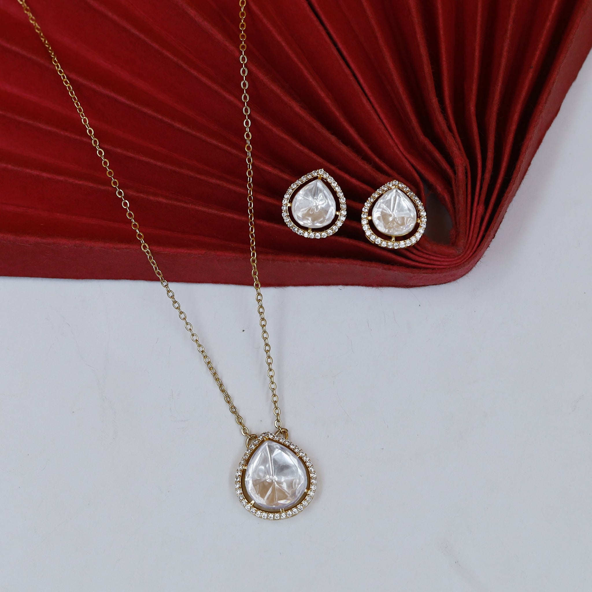 Moissanite Kundan Pendant Set 18258-34