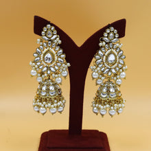 Choker Kundan Necklace Set 18457-28