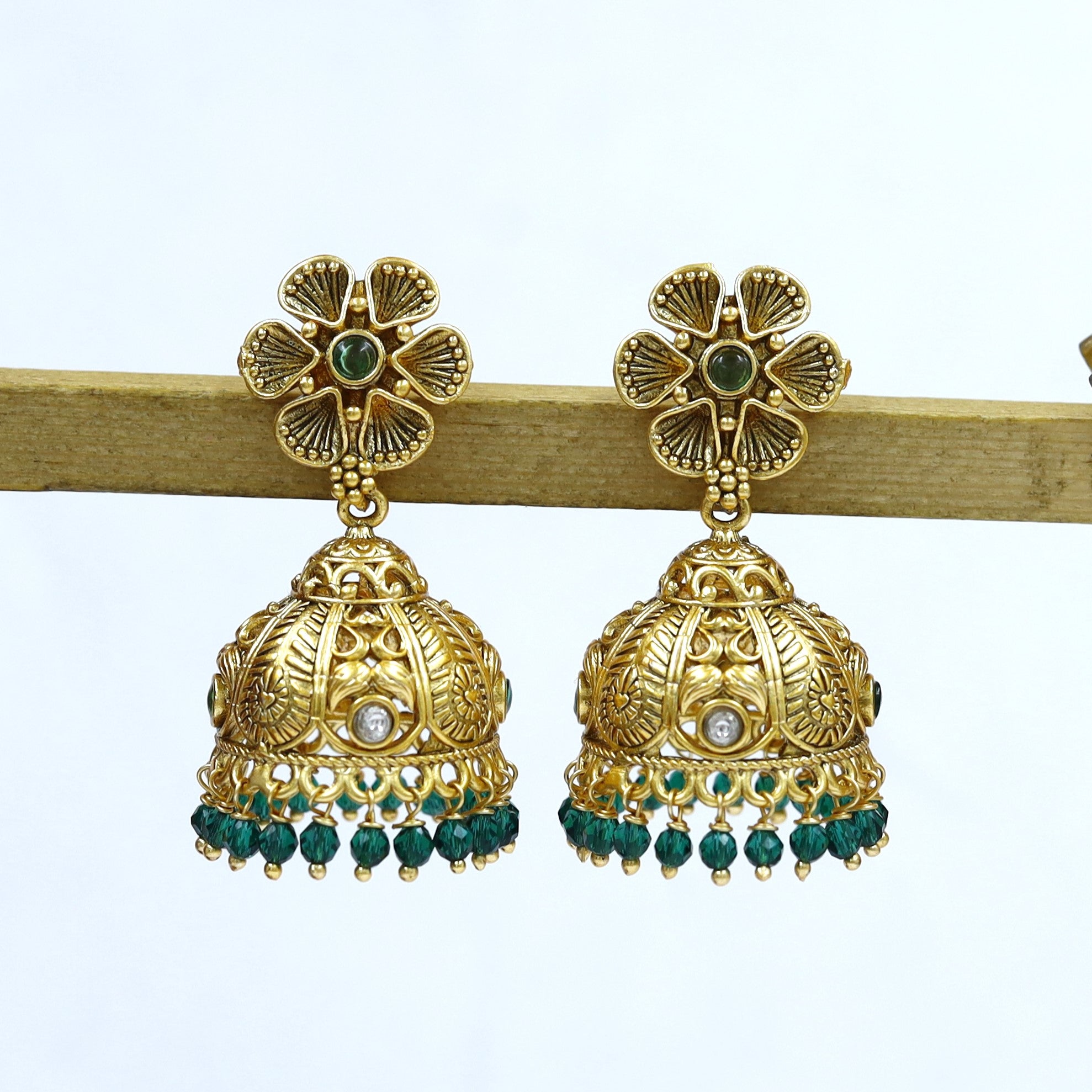 Jhumki Antique Earring 18659-94