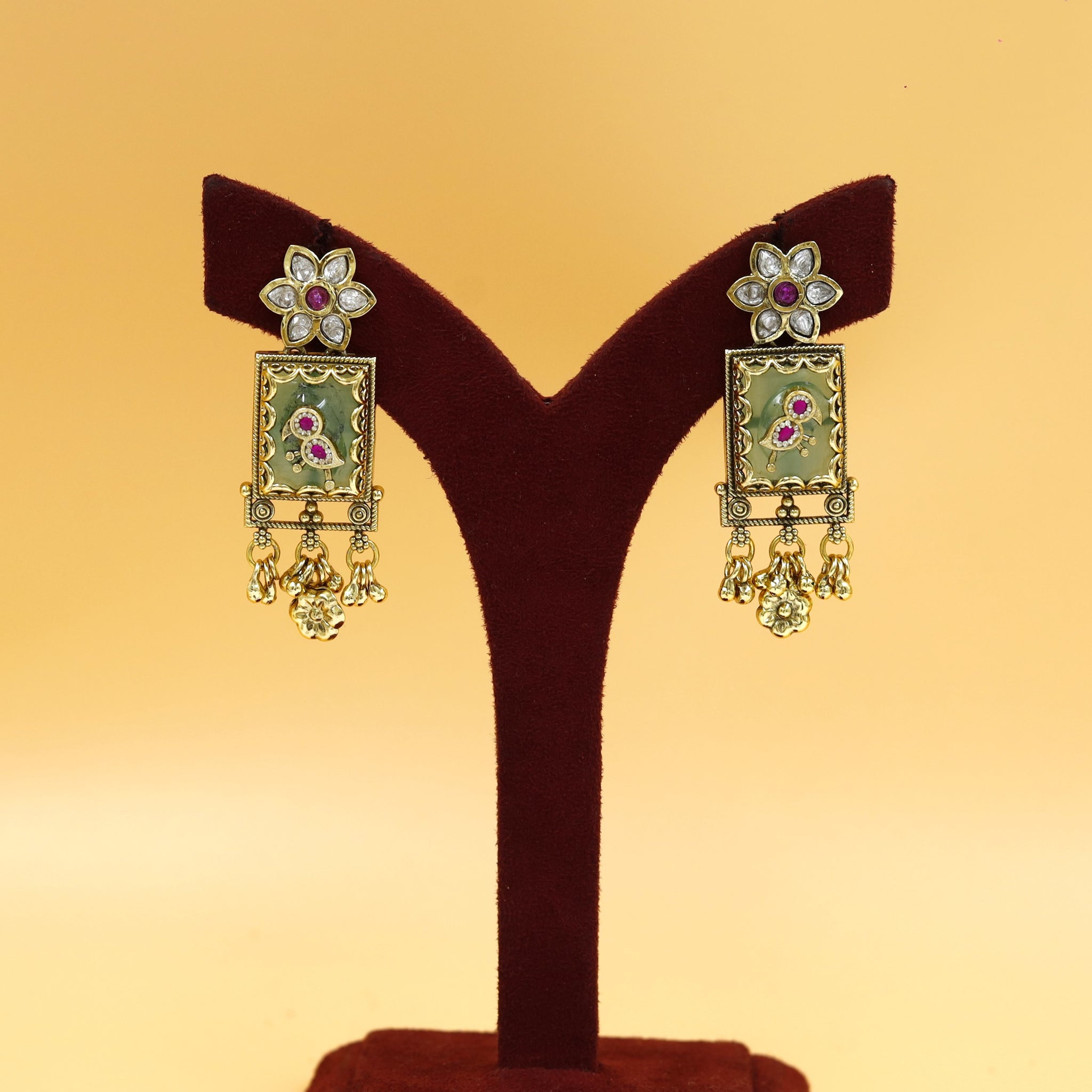 Round Neck Antique Necklace Set 18645-94