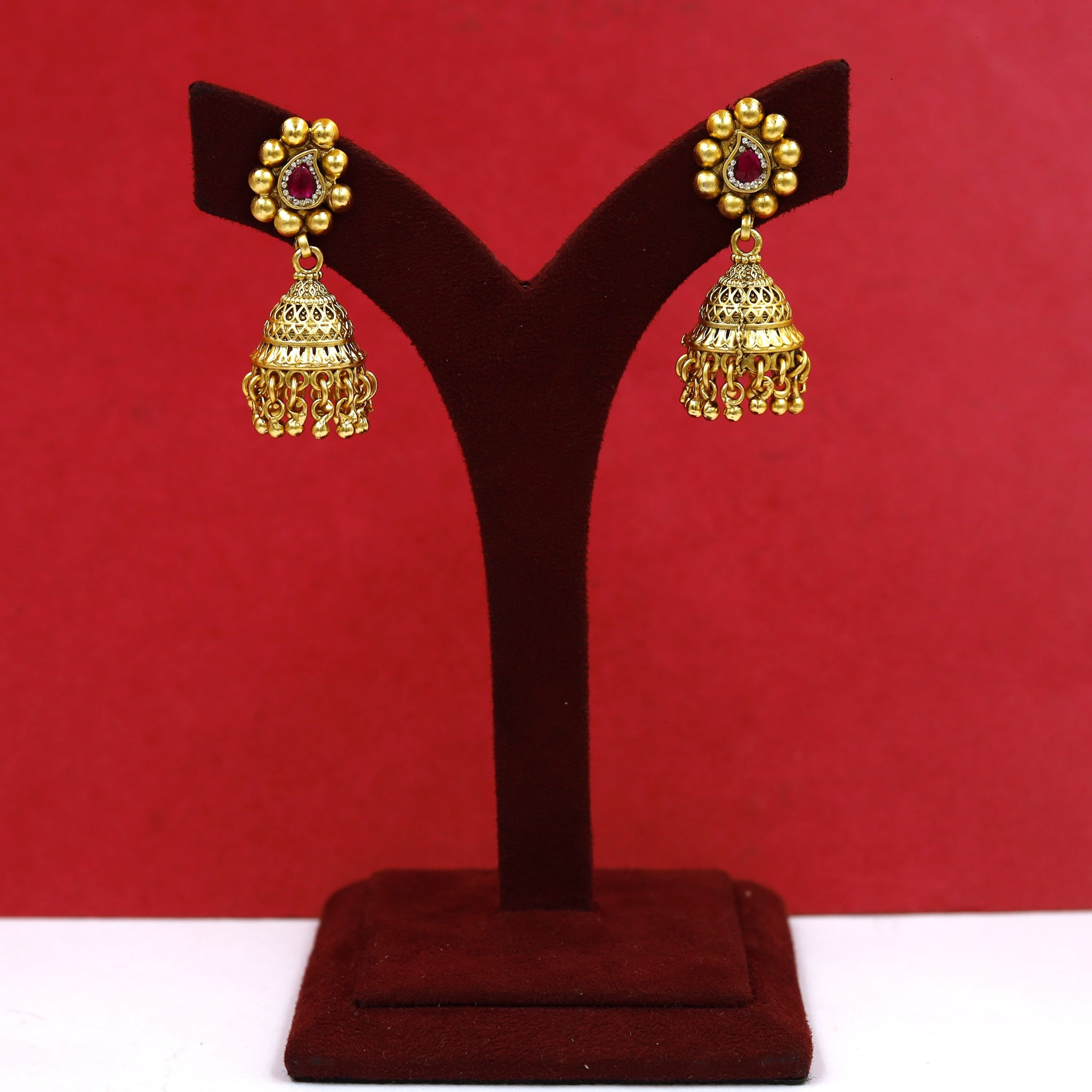 Round Neck Antique Necklace Set 18640-94