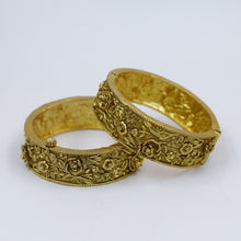 Gold Bangles/Kada 1737-5802