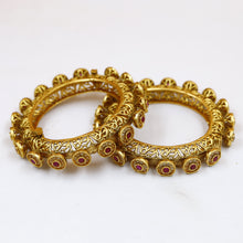 Antique Gold Finish Bangles/Kada 4067-28