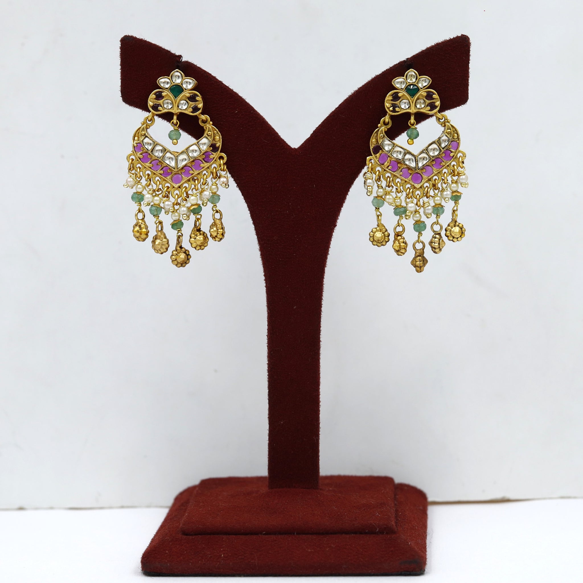 Round Neck Pearl Antique Necklace Set 18210-68