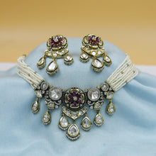 Choker Kundan Necklace Set 19067-68