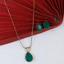 Manish Malhotra Inspired Light Kundan Pendant Set 18526-28