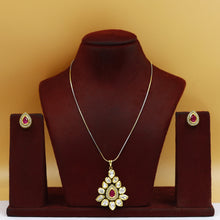 Trendy Kundan Pendant Set 19047-27