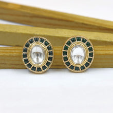 Tops/Studs Kundan Earring 12296-28