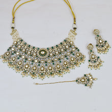 Bridal Choker Kundan Necklace Set 18727-28