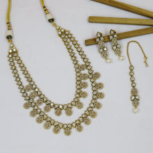 Round Neck Polki Necklace Set 10990-21
