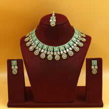 Round Neck Polki Necklace Set 10361-5925