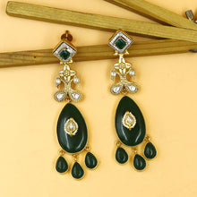 Danglers Kundan Earring 18630-31