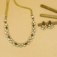 Round Neck Kundan Necklace Set 3709-28