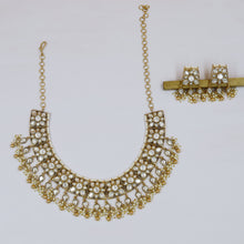 Moissanite Round Neck Kundan Necklace Set 19094-87