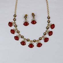 Moissanite Round Neck Kundan Necklace Set 19084-87