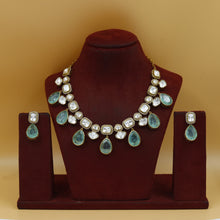 Moissanite Round Neck Kundan Necklace Set 19085-87