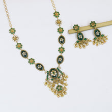 Sabyasachi Inspired Kundan Necklace Set 18119-87