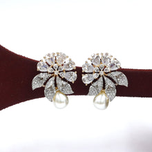 Light Pearl Zircon/AD Earring 19128-31