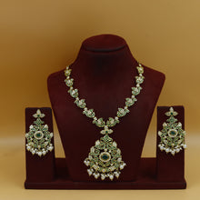 Round Neck Jadau Necklace Set 19229-48