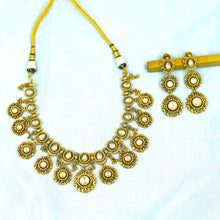 Round Neck Antique Necklace Set 19304-28