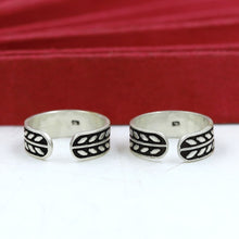 Black Toe Ring 7067-1225