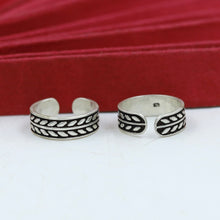 Black Toe Ring 7067-1225