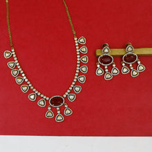 Round Neck Kundan Necklace Set 19475-69