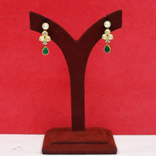 Antique Gold Plated Round Neck Kundan Necklace Set 19244-28