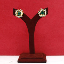 Tops/Studs Kundan Earring 19492-69
