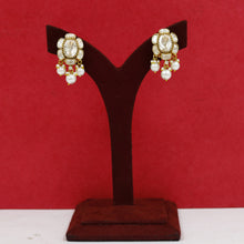 Tops/Studs Kundan Earring 19257-28