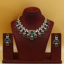 Round Neck Kundan Necklace Set 19269-28