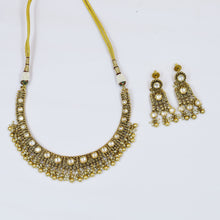 Round Neck Antique Necklace Set 19251-28