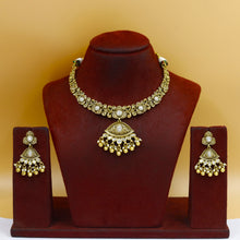 Round Neck Antique Necklace Set 19299-28