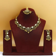 Round Neck Antique Necklace Set 19278-28