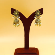 Round Neck Antique Necklace Set 19276-28