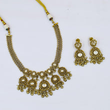 Round Neck Antique Necklace Set 19313-28