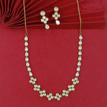 Round Neck Kundan Necklace Set 12937-31